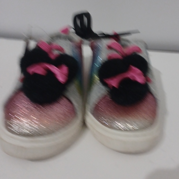 new Disney Minnie Mouse Casual Rainbow Pom Sneaker (Toddler Gir - Picture 2 of 9